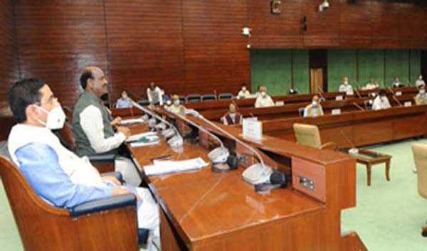 प्रणव मुखर्जी एवं अन्य दिवंगत नेताओं को लोकसभा ने दी श्रद्धांजलि